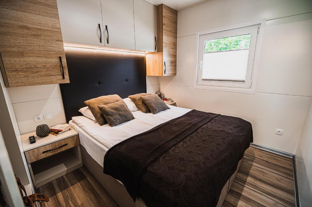 Premium Mobile Homes with thermal riviera tickets photo 2