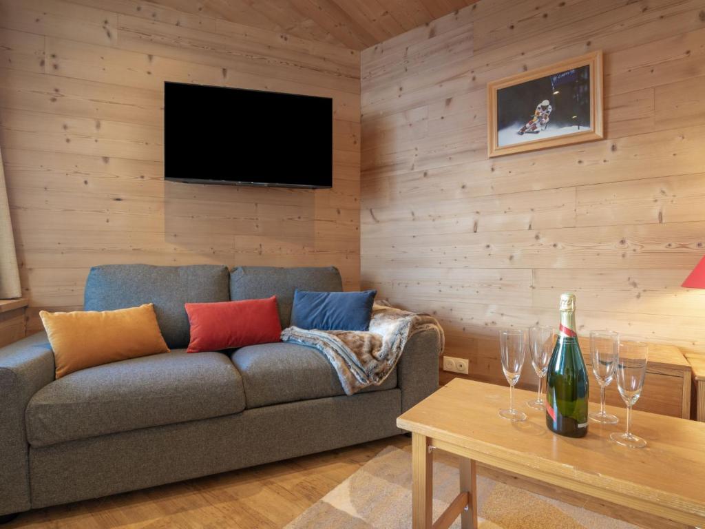 Apartment Les Genepis-5 by Interhome