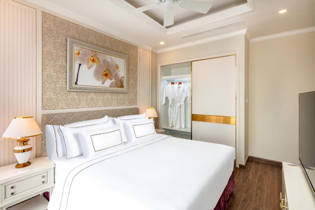 Vinpearl Discovery Nha Trang Empire Condotel