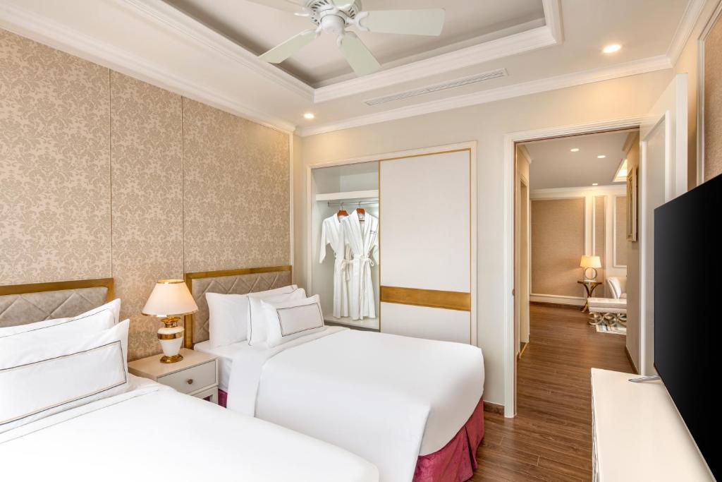 Vinpearl Discovery Nha Trang Empire Condotel