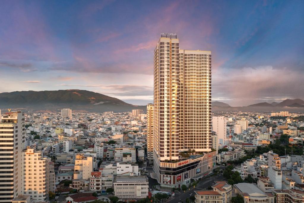 Vinpearl Discovery Nha Trang Empire Condotel