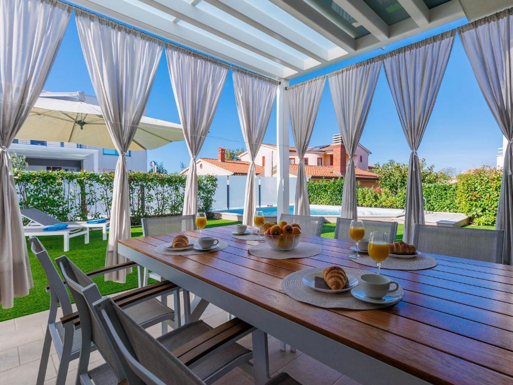 Holiday Home Villa Pura Vida by Interhome photo 1