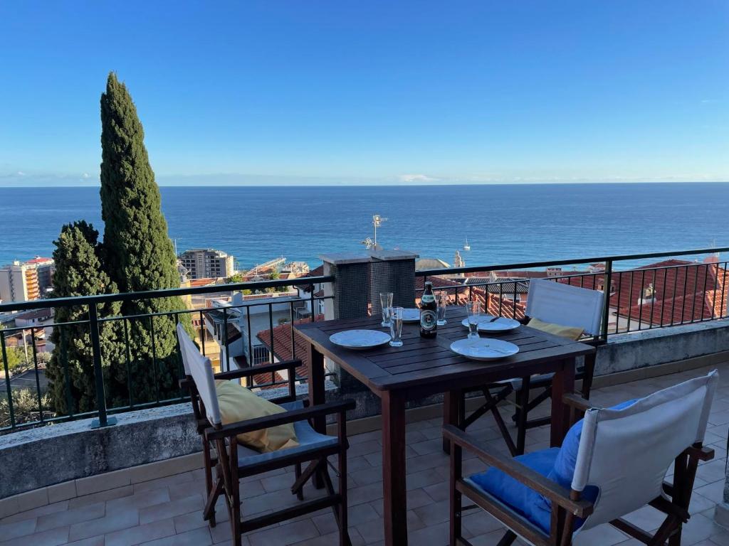 Apartment Pietra Azzura by Interhome