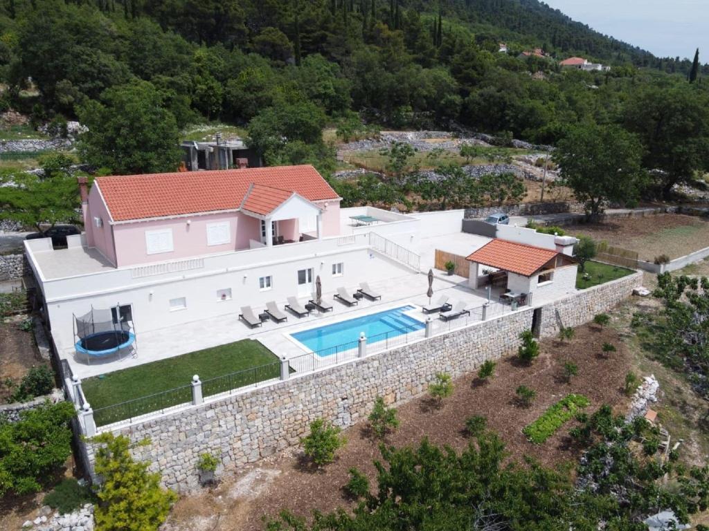 Luxurious Villa in Gruda with Pool photo 1