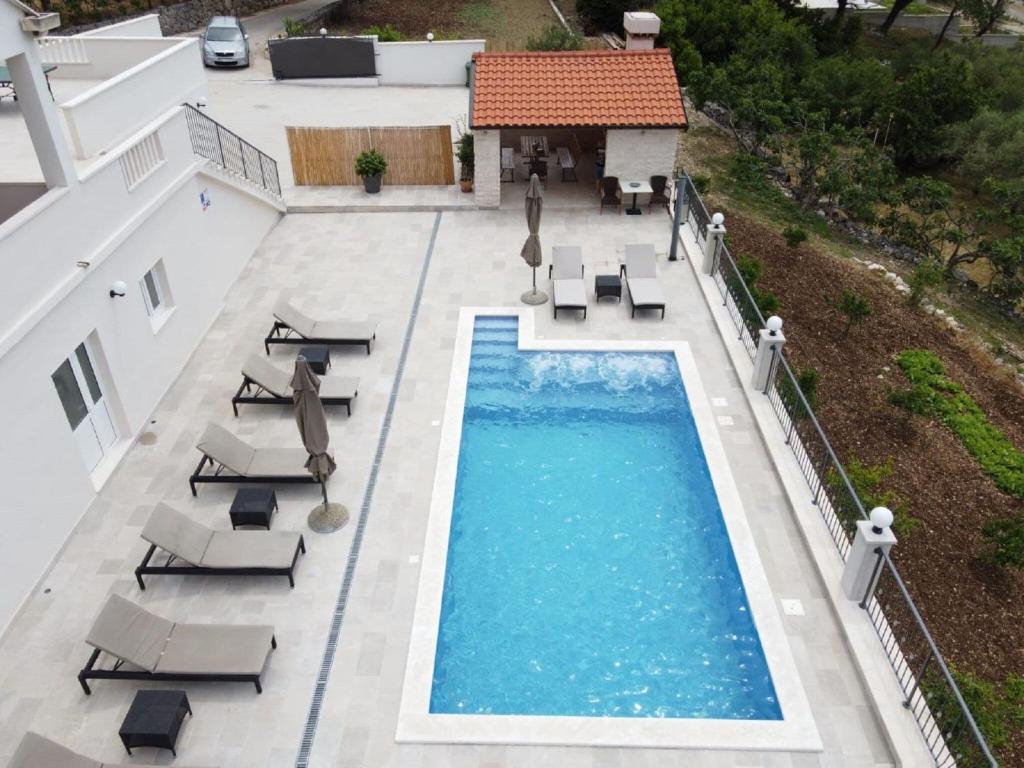 Luxurious Villa in Gruda with Pool photo 4