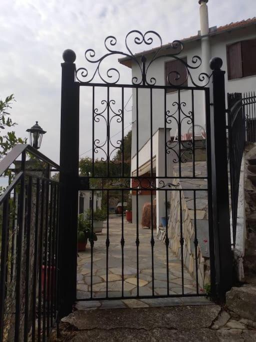 Athena's Guest House photo 2