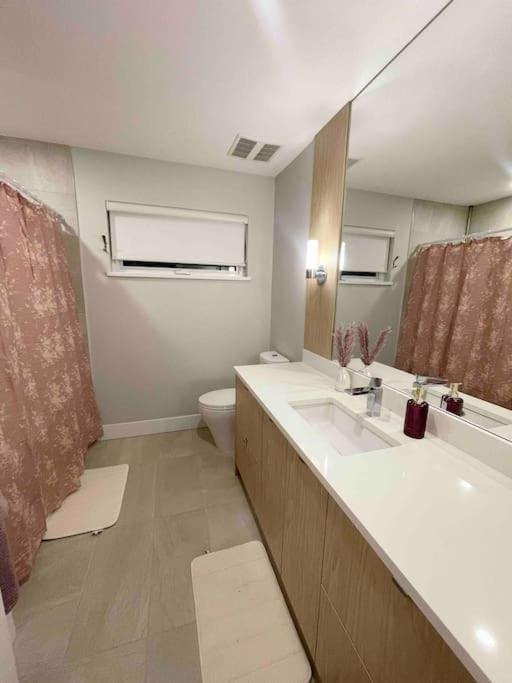 Lux 4-bed home in Tsawwassen photo 3