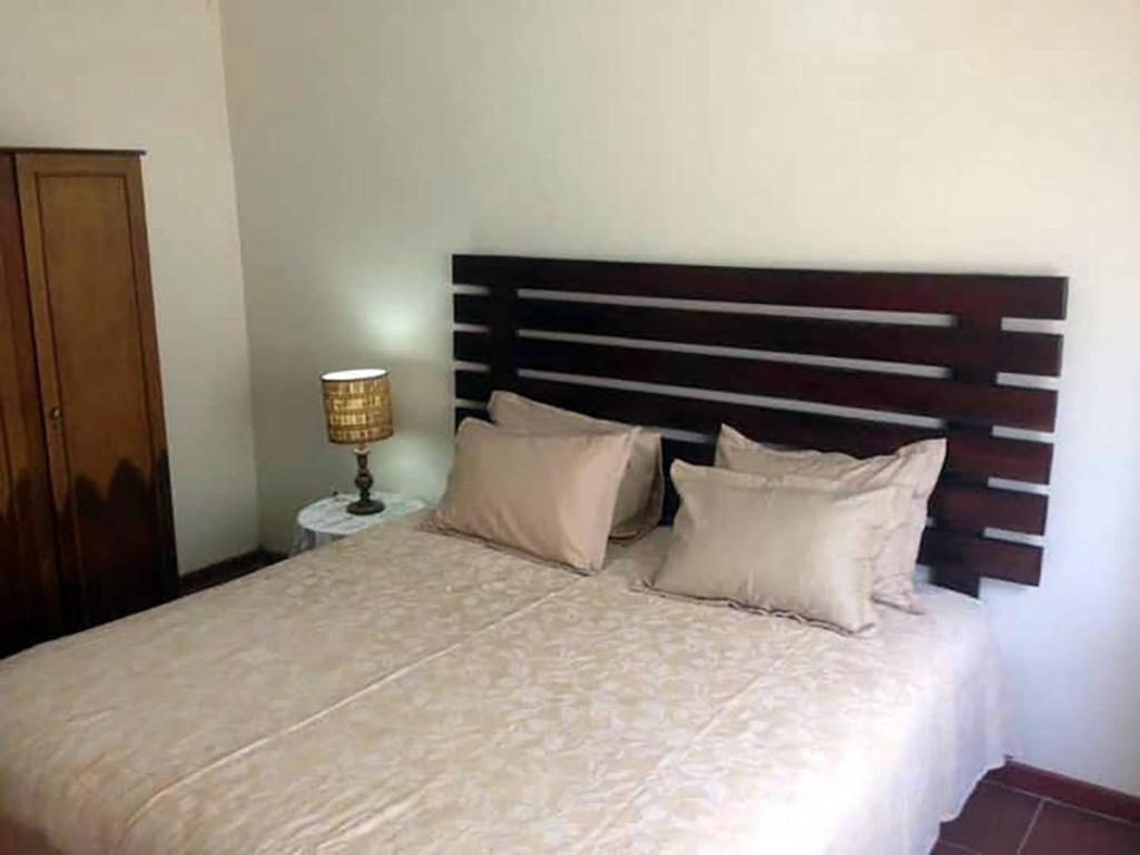 2 bed guesthouse in Mabelreign - 2012 photo 3