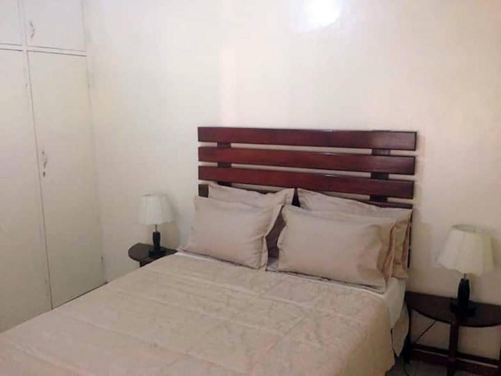 2 bed guesthouse in Mabelreign - 2012 photo 4