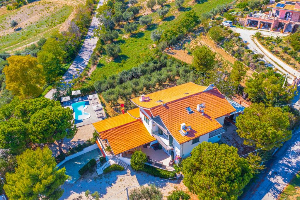 Vista Allegra Pagoda - Villa con piscina