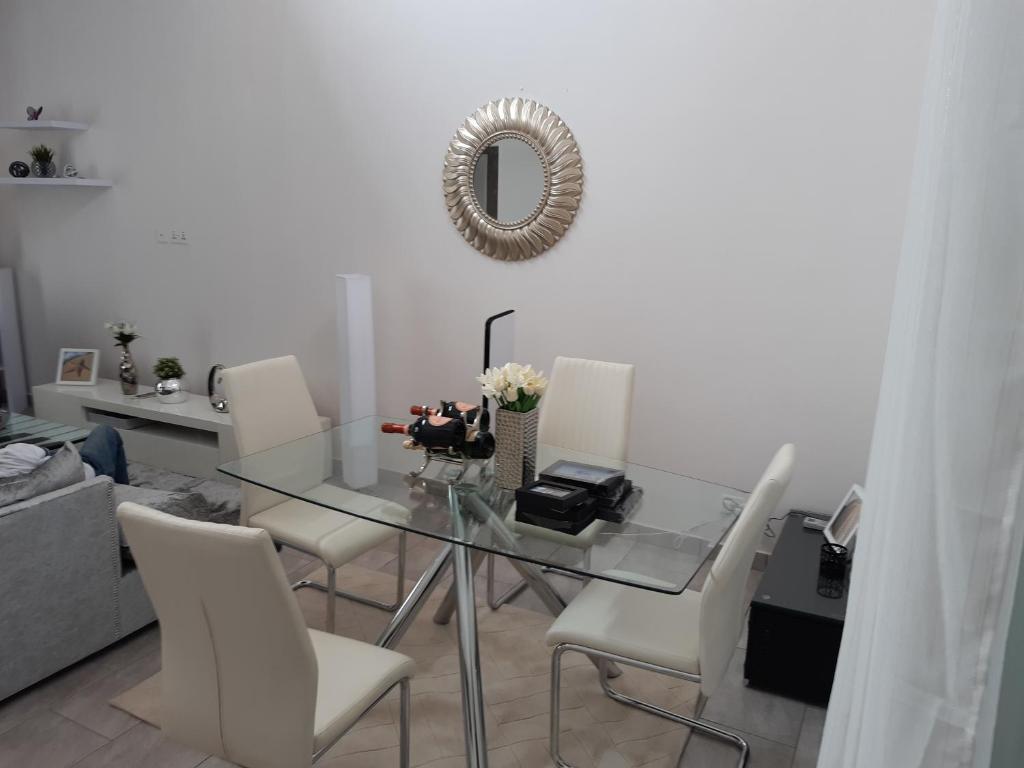 Lovely 2-Bed House in Accra East legon hills photo 3