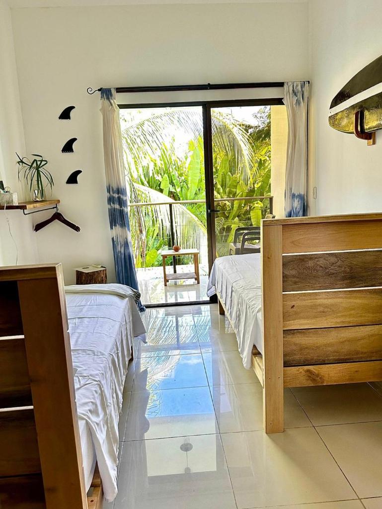 El Chante Surf House photo 1