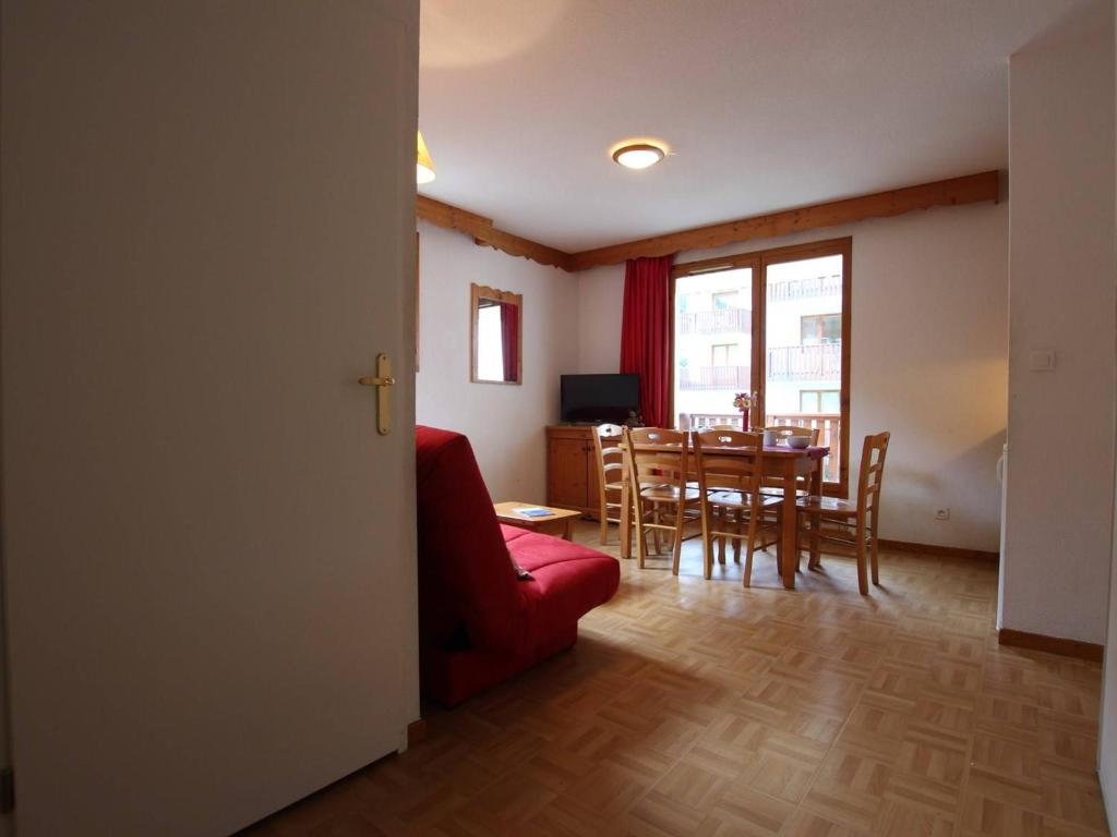 Appartement Puy-Saint-Vincent, 2 pièces, 6 personnes - FR-1-330G-80 photo 2