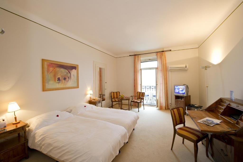 Одноместный (Двухместный номер Делюкс с балконом и видом на озеро), Hôtel du Grand Lac Excelsior