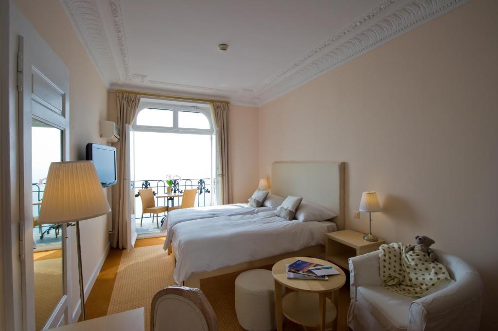 Одноместный (Двухместный номер Делюкс с балконом и видом на озеро), Hôtel du Grand Lac Excelsior