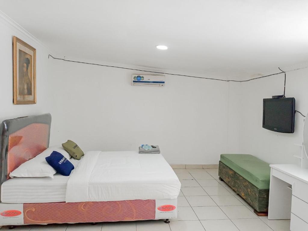 Urbanview Hotel Rio Life House Cianjur by RedDoorz photo 1