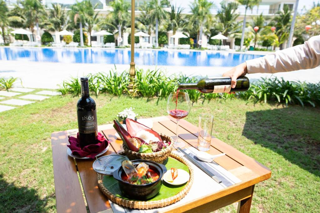 Diamond Bay Condotel -Resort Nha Trang