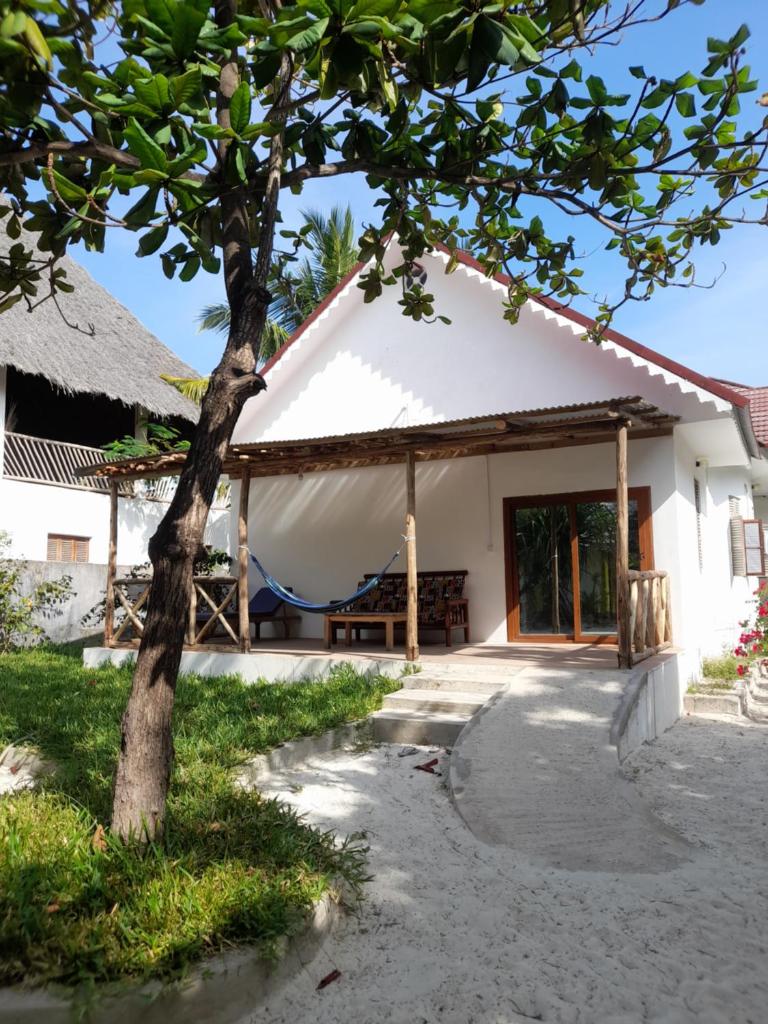 Culture's apartment
