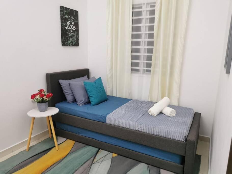 Jaja Homestay, Telok Kemang, Port Dickson FOR MUS LIM ONLY photo 2