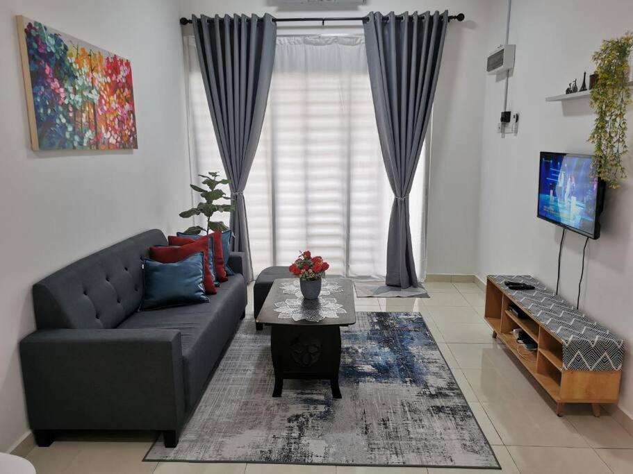 Jaja Homestay, Telok Kemang, Port Dickson FOR MUS LIM ONLY photo 3