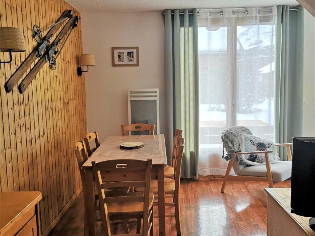 Chalet Le Dévoluy, 3 pièces, 6 personnes - FR-1-504-642 photo 4
