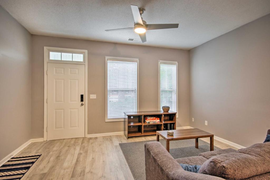 Veteran-Owned Family Home Near Fort Jackson! photo 3