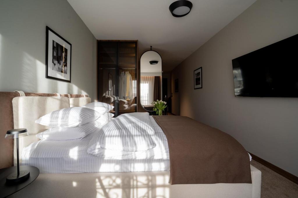 Downtown Apartments photo 2