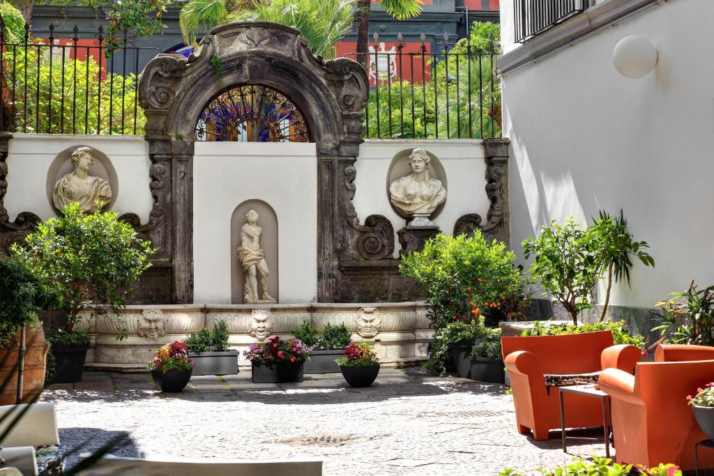 Hotel Piazza Bellini & Apartments photo 4