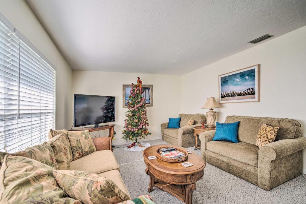 Waterfront Home with Dock, Kayaks, Pool and More! photo 4