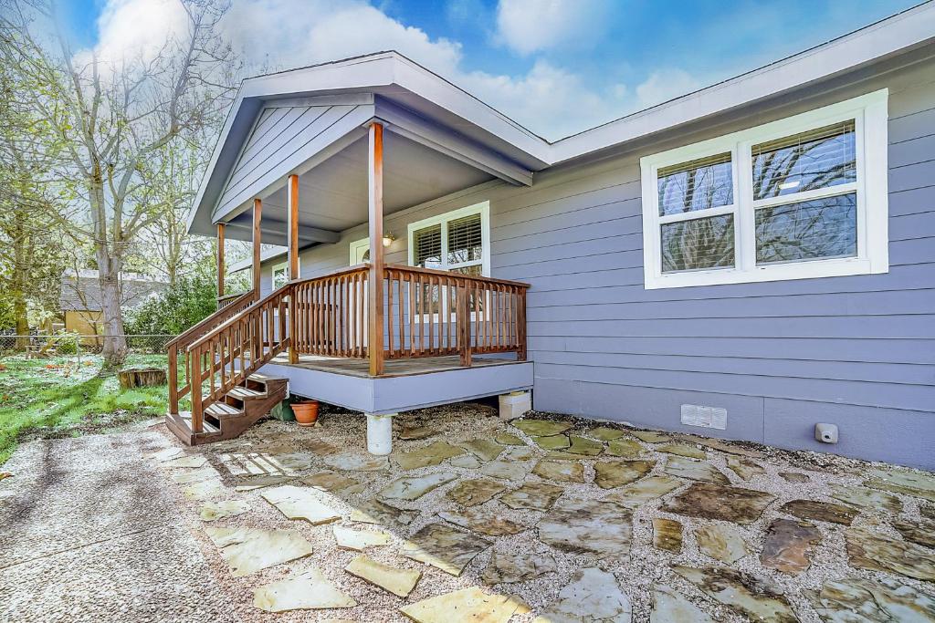 Pecan Row Getaway photo 1