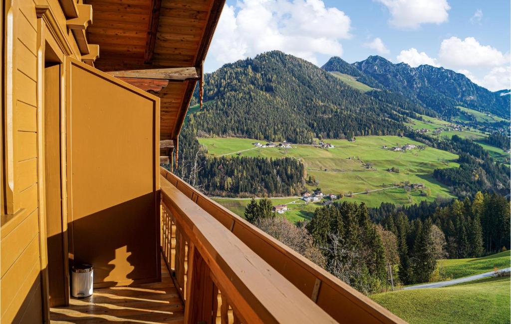 Stunning Apartment In Reith Im Alpbachtal With 1 Bedrooms And Wifi photo 4