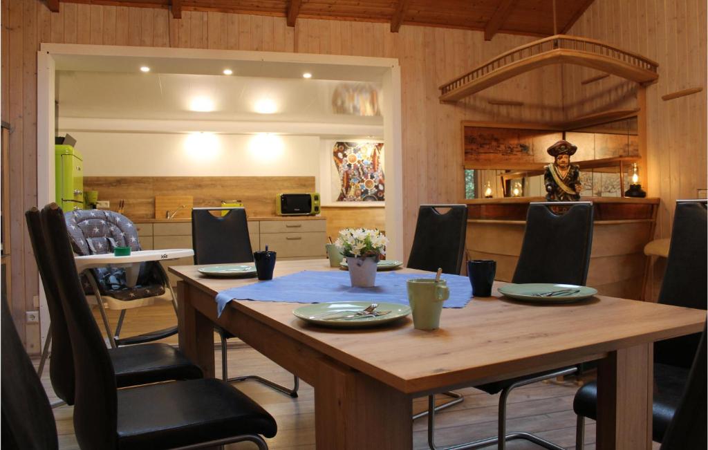 Stunning Home In Emsland With 4 Bedrooms, Sauna And Wifi photo 1
