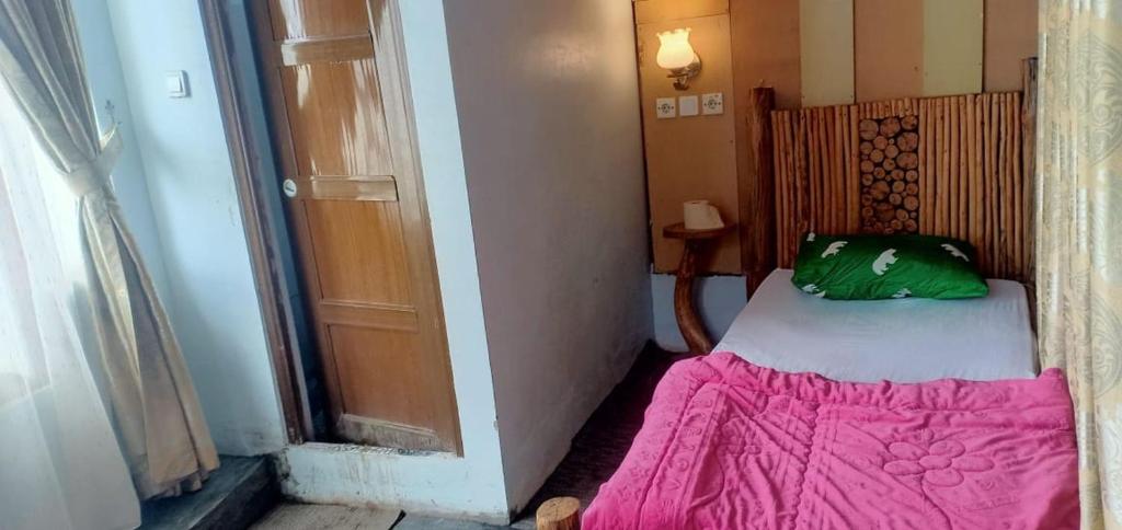 Friendjoss Homestay Laugumba RedPartner photo 1