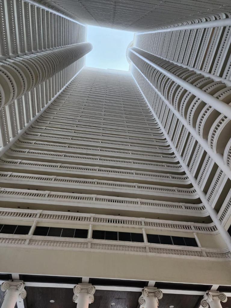 Sky Beach Condo Apartments photo 2
