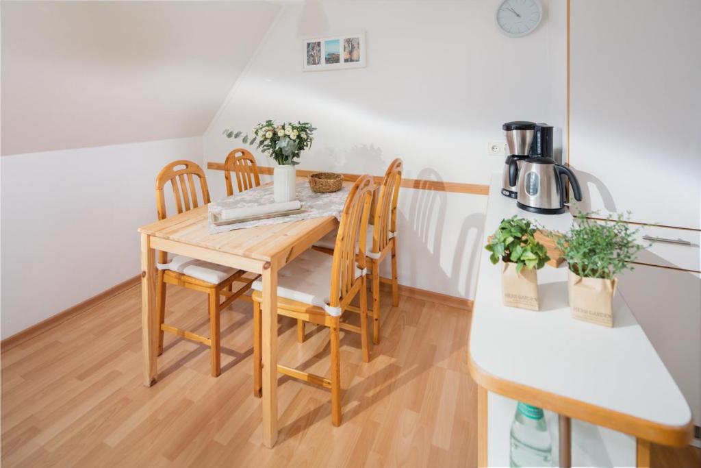 Haus Dwarslooper - Wohnung Rubintje photo 4