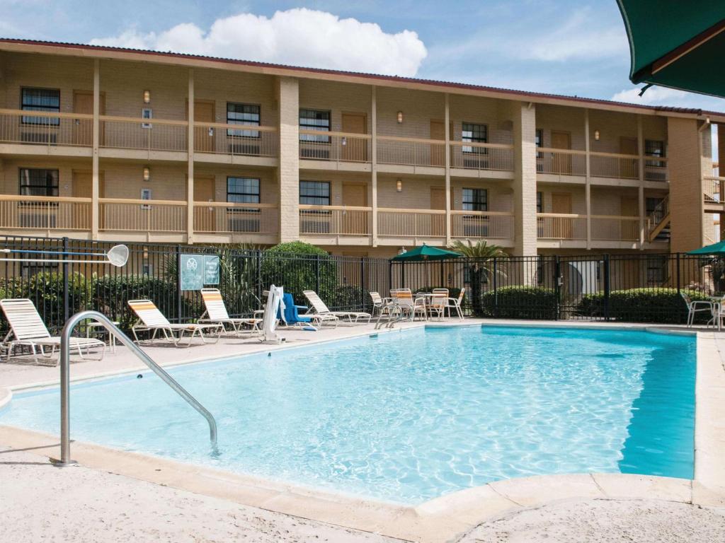 La Quinta Inn by Wyndham New Orleans Veterans / Metairie photo 3