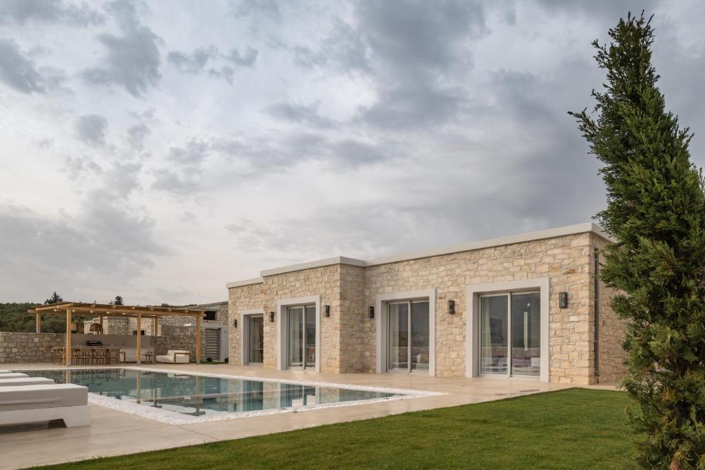 Ayali Villa II, a divine luxury homestay, By ThinkVilla photo 3