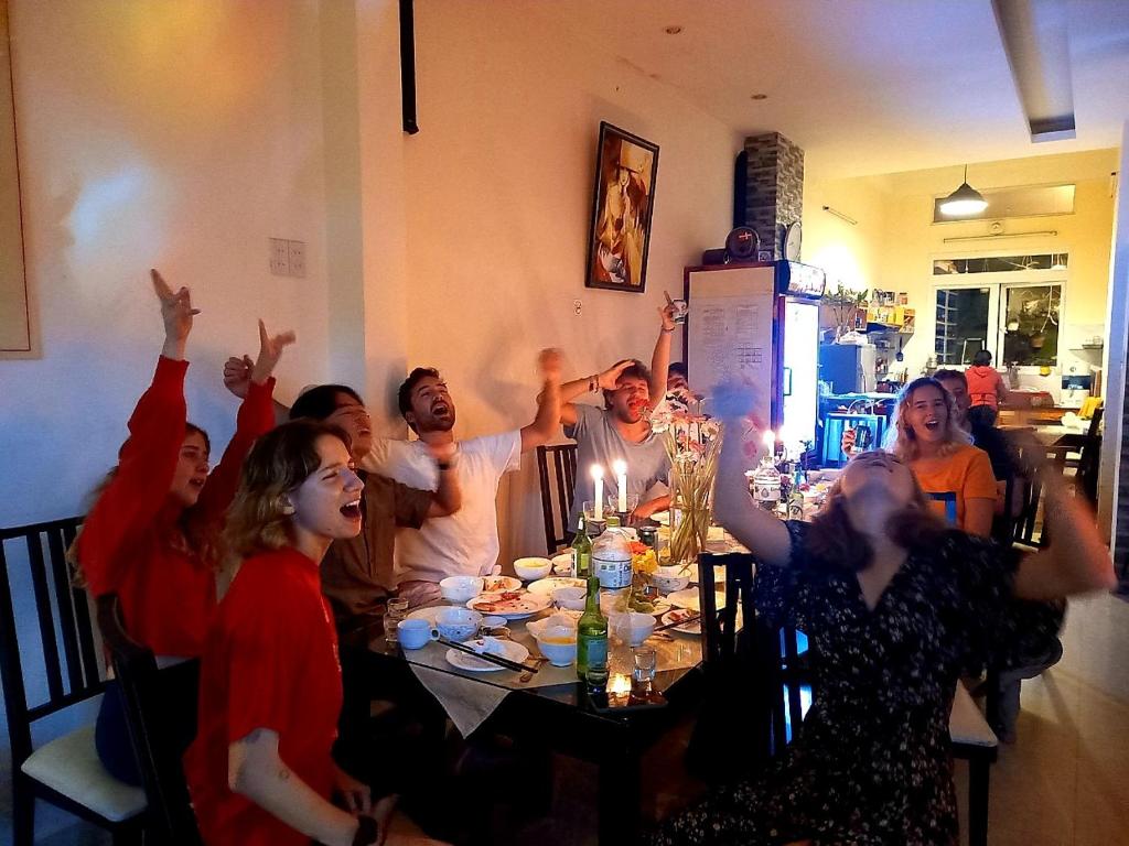 Pretty Backpackers House