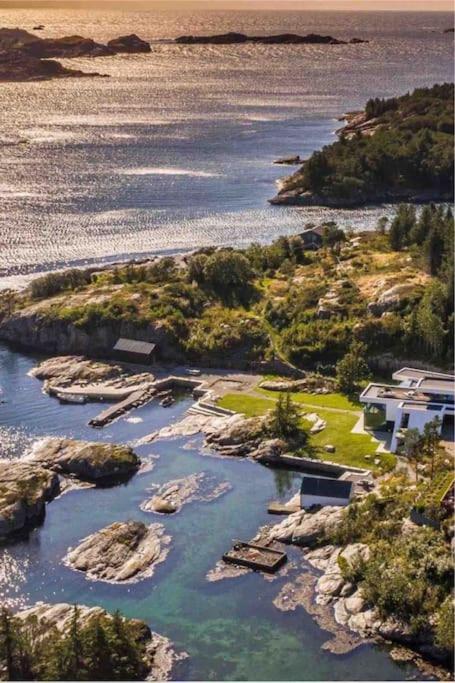 Unique villa by The Norwegian Coast. Private spa photo 4