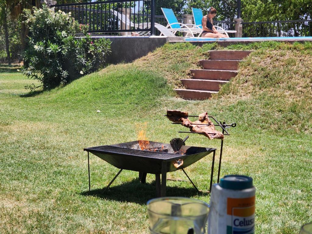 Casa quinta en Pocito con pileta quincho cancha de futbol photo 3