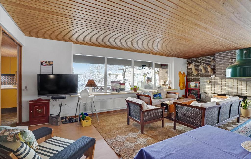 Beautiful Home In Thisted With 3 Bedrooms photo 2