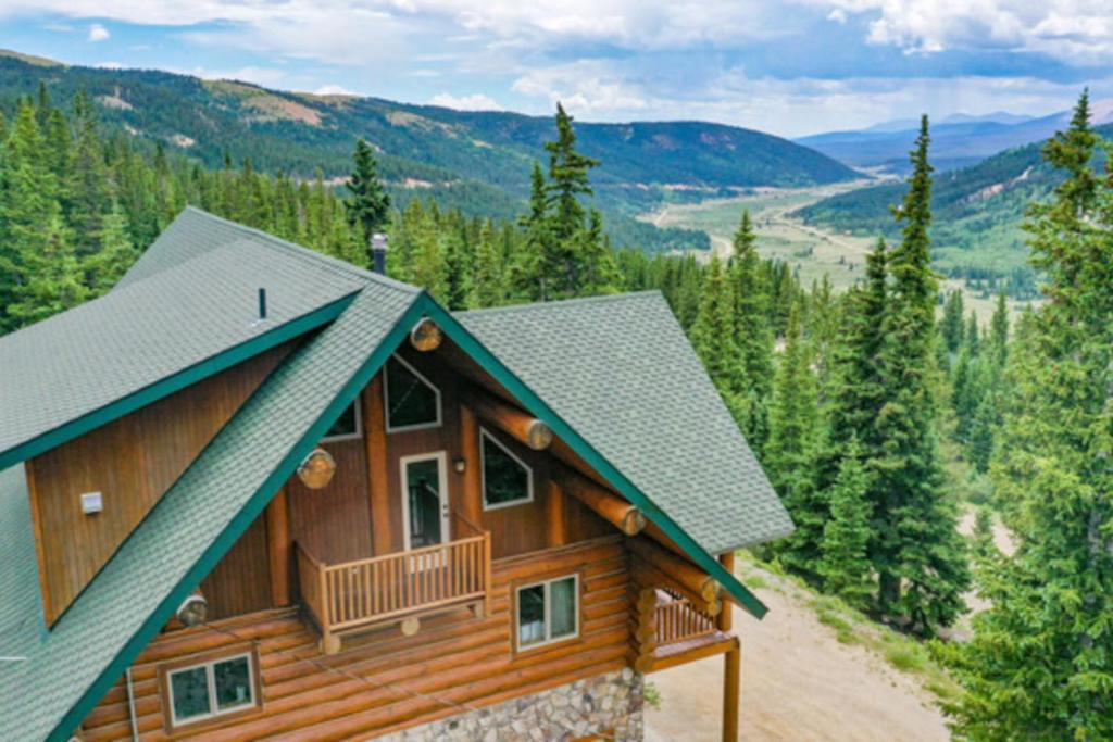 Mountain Retreat photo 2