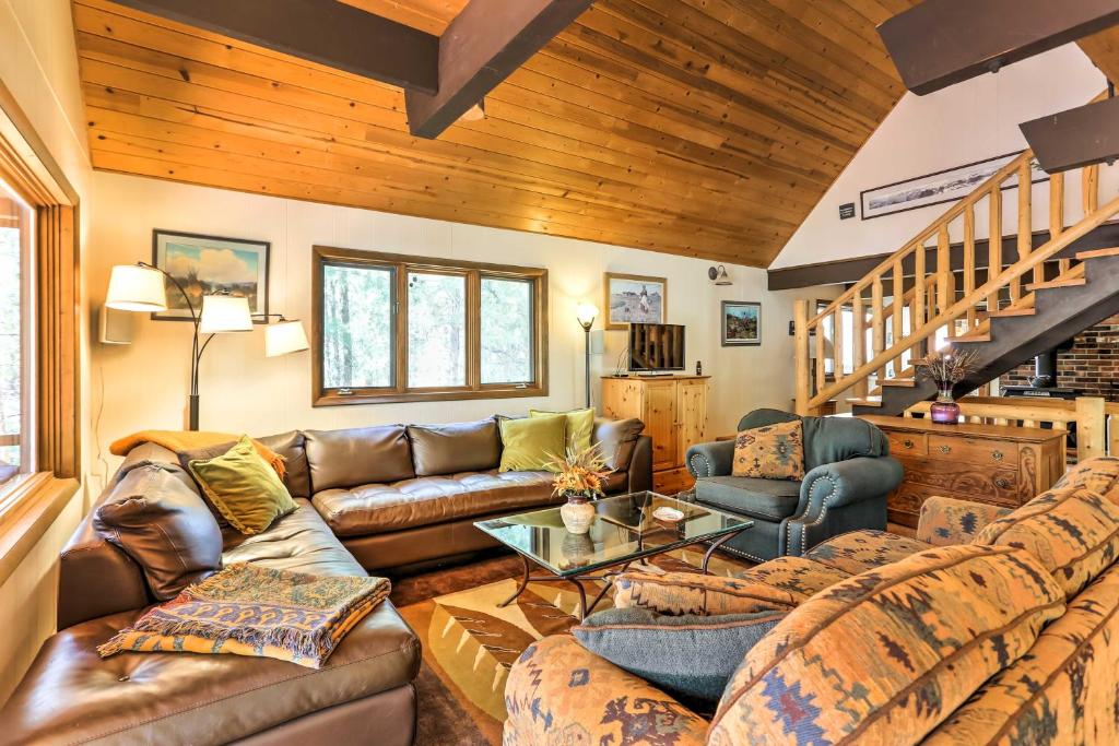 Riverside Winthrop Chalet with Hot Tub and 2 Decks! photo 3