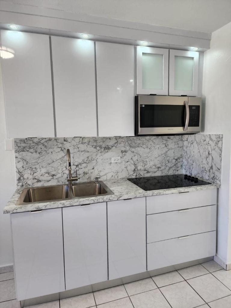 San Juan Apartments photo 4