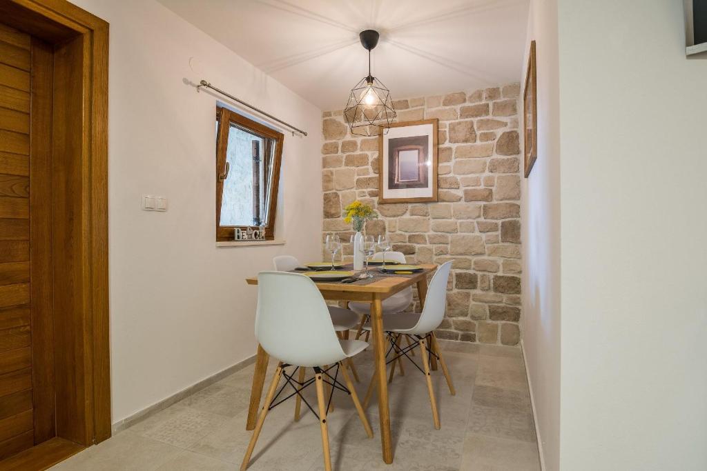 Apartments Malcic photo 4