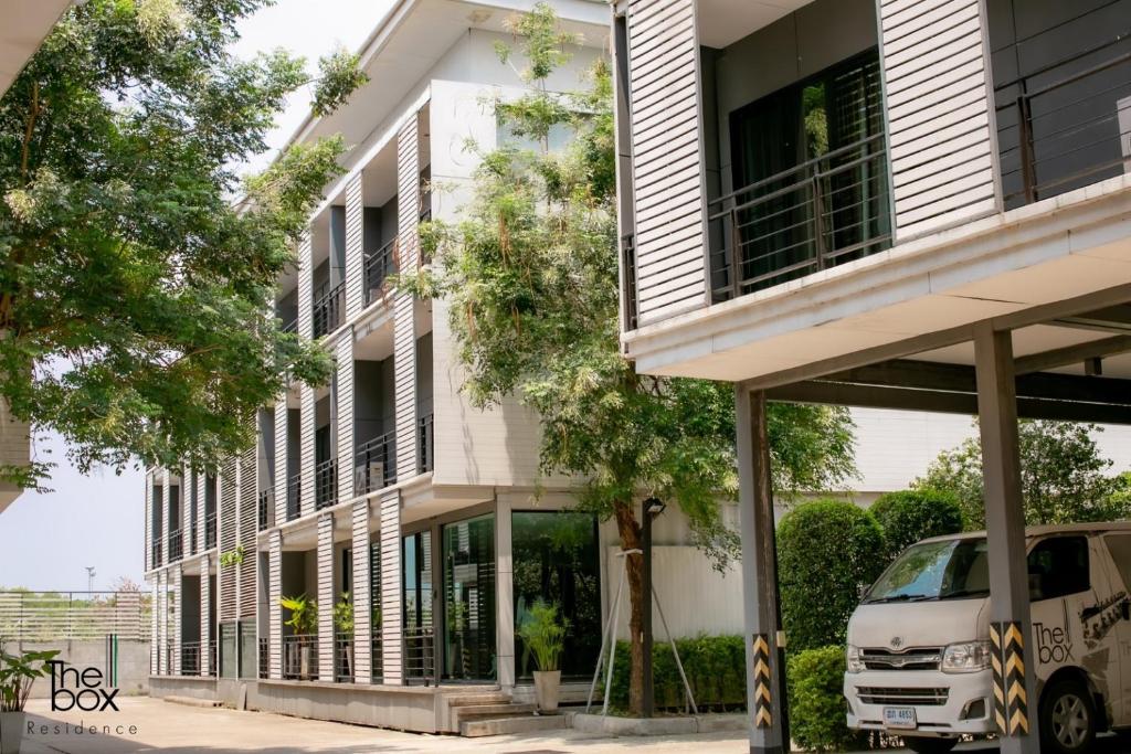 The Box Residence photo 1