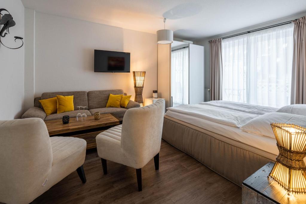 Hotel Luina Beach photo 2