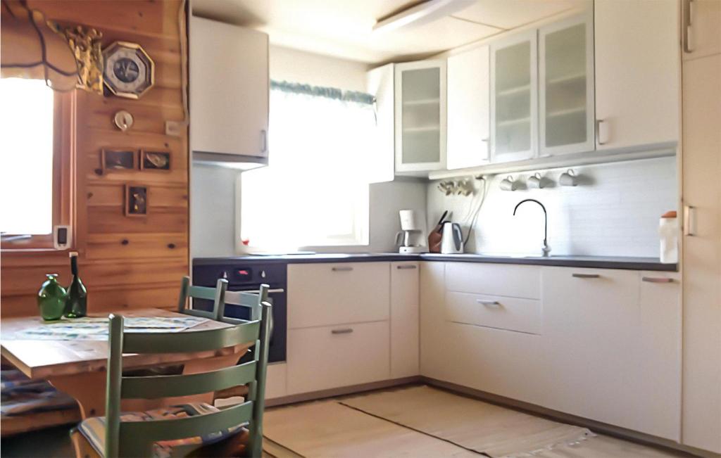 Stunning Home In Mly With 3 Bedrooms And Wifi photo 1