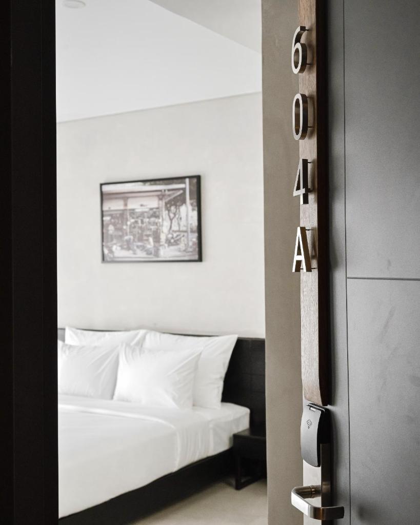 Triple E Hotel Metro Ben Thanh