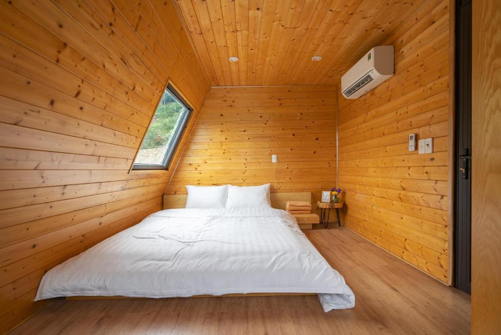 Les Bois BaVi by HOLO Serviced HomeStay